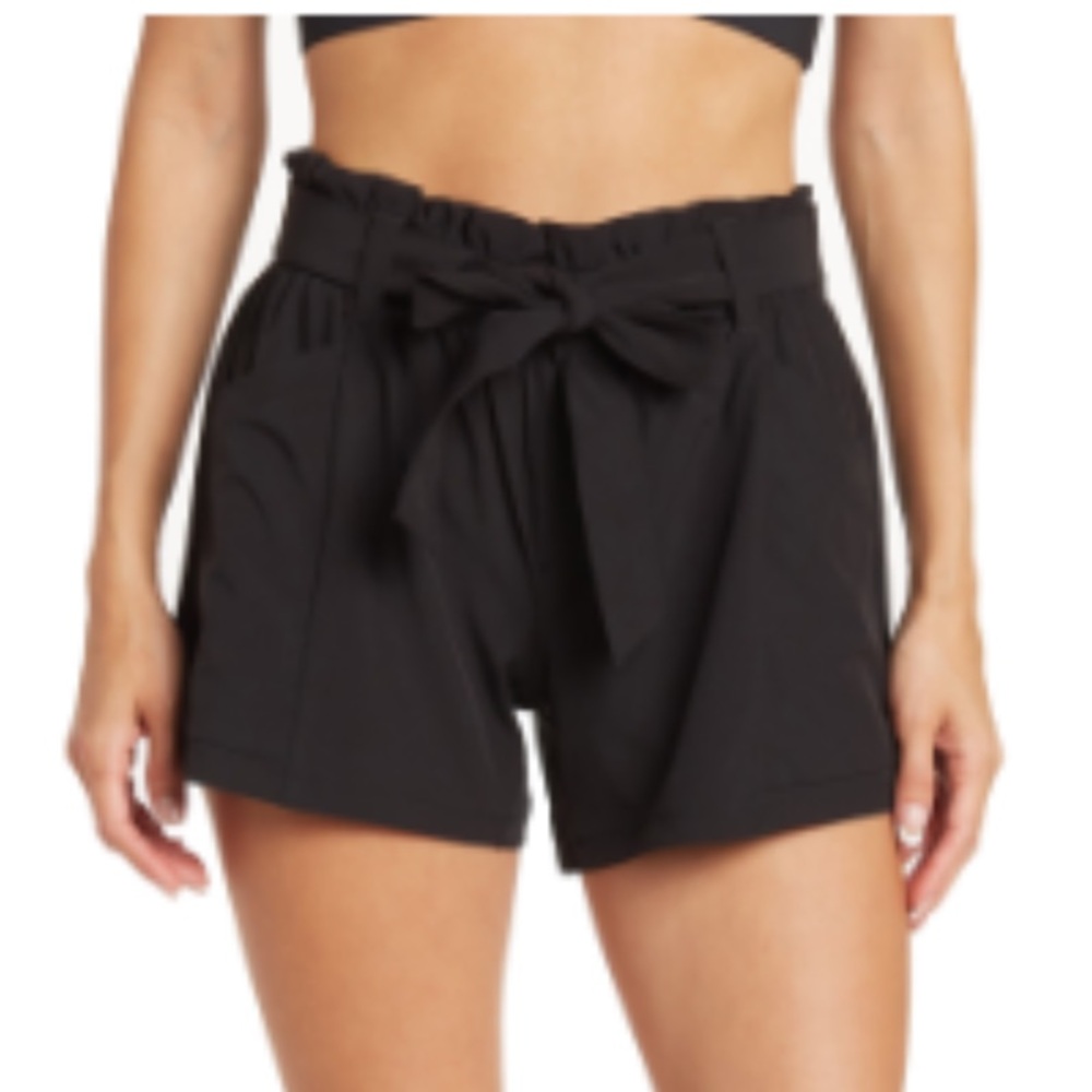 90 Degree Shorts tie waist black size small